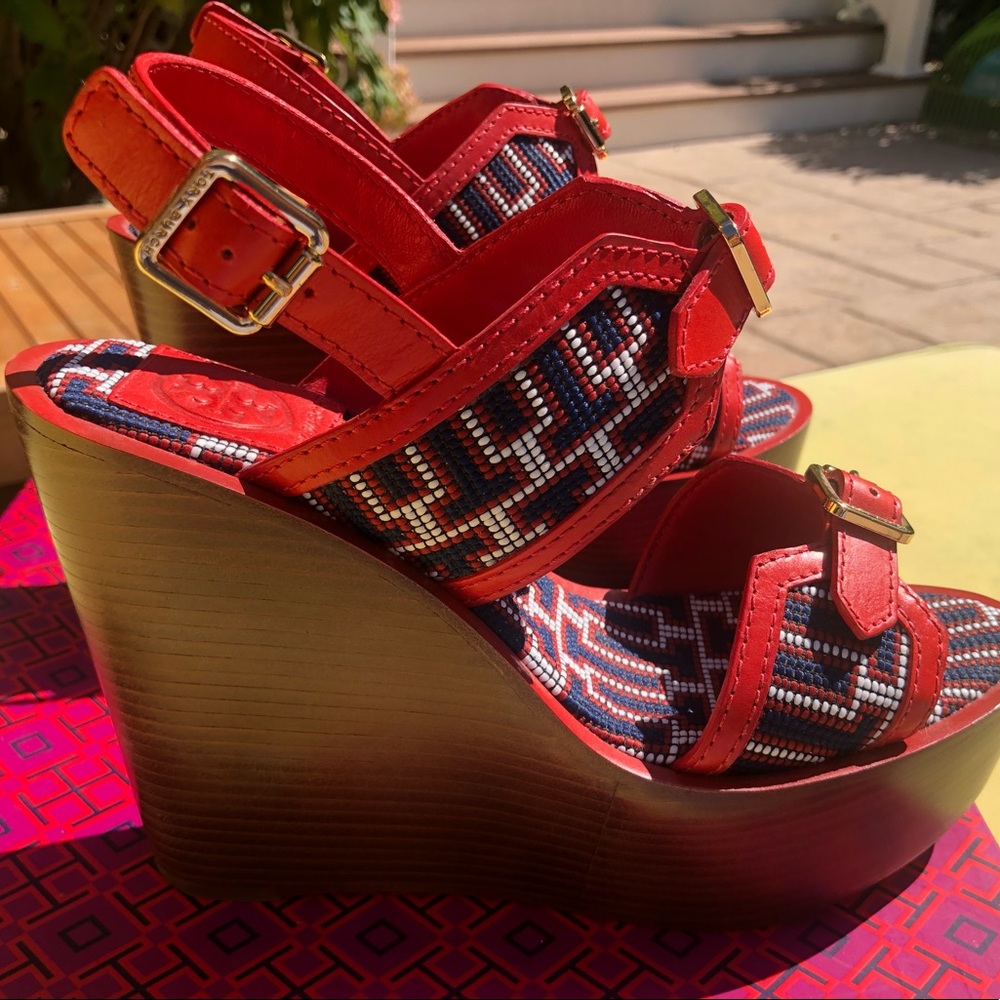 Tory Burch wedge sandals - never worn 7.5
